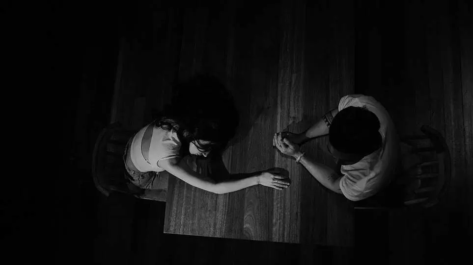 Tri signala koji pokazuju da ste u vezi iz navike