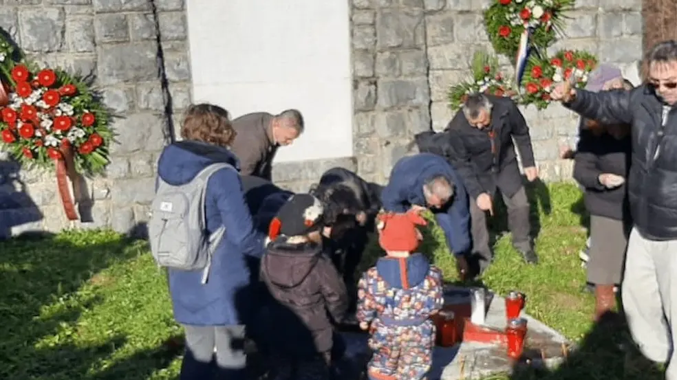 Služen parastos za 1.496 žrtava srpske i romske nejači koje su ubile ustaše