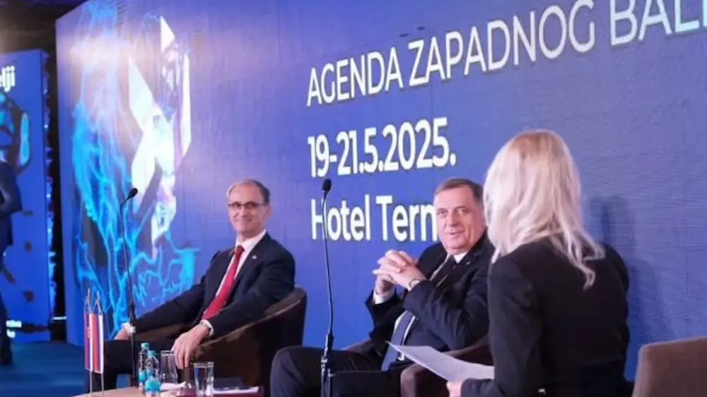 Dodik, Macut