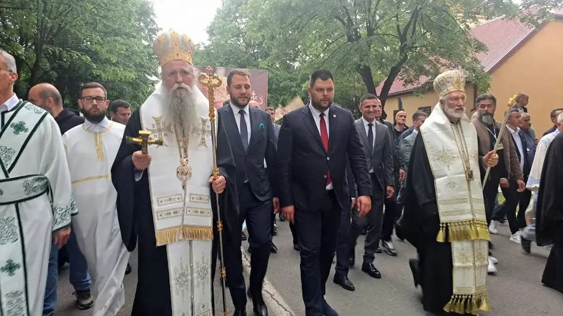 Vladika Joanikije litija