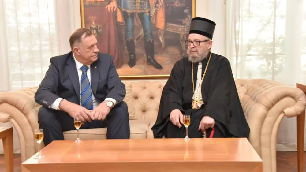 Dodik, Lukijan