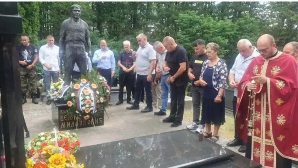 Na Vučijaku položeni vijenci u znak sjećanja na stradale Prnjavorčane