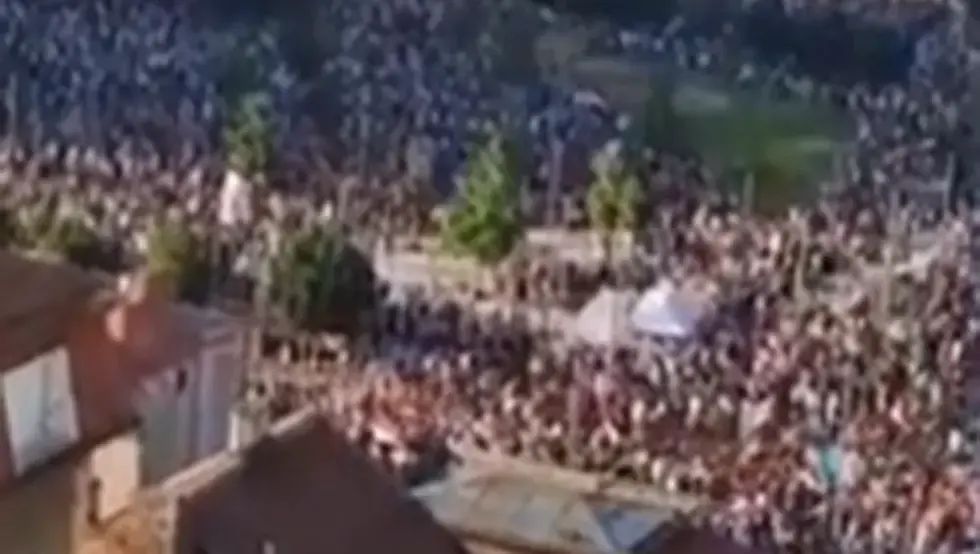 Počeo protest u Beogradu, građani se okupljaju na Slaviji