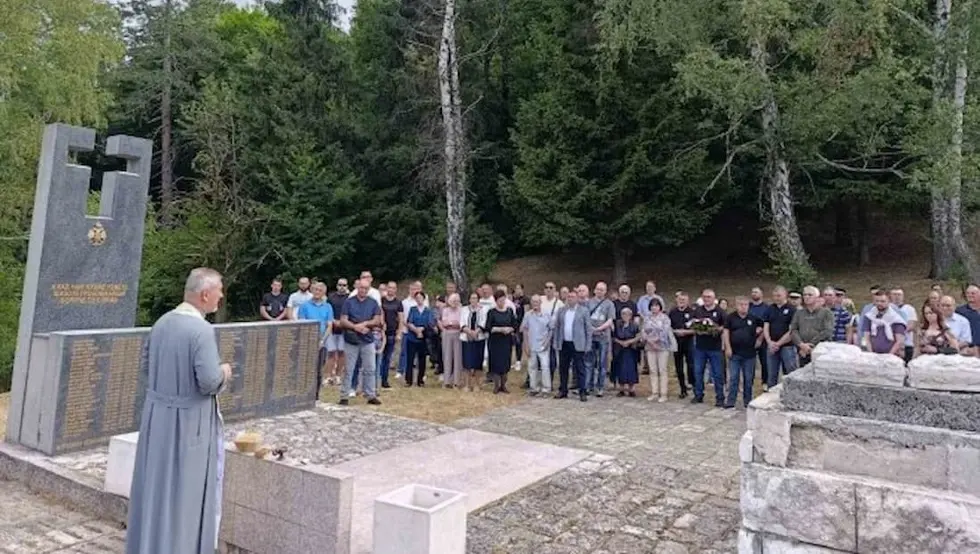 Povodom obilježavanja "Dana Kasindolskog bataljona" služen parastos
