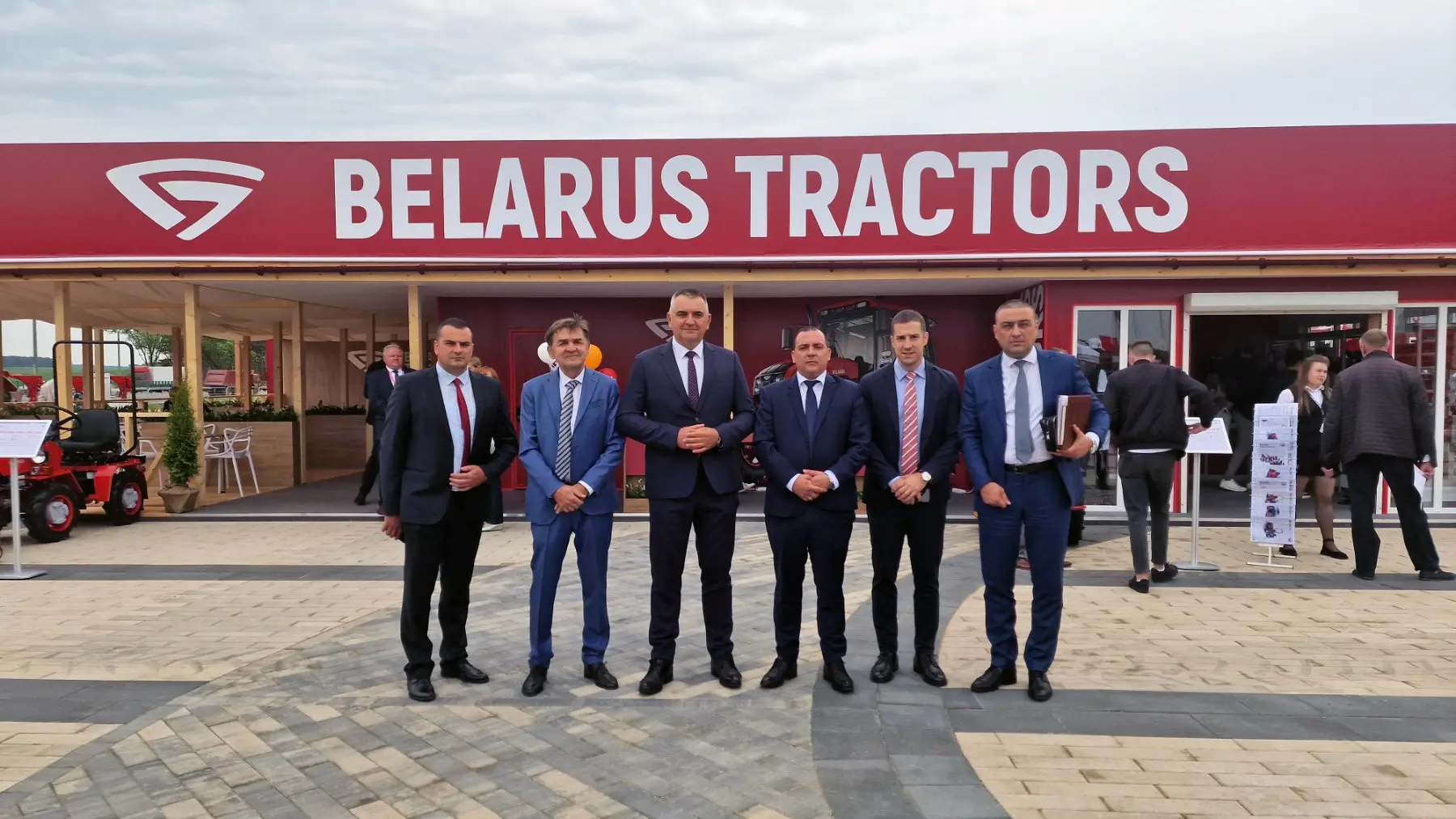 Minić u Minsku: Razgovarano o novoj tranši traktora "belarus"