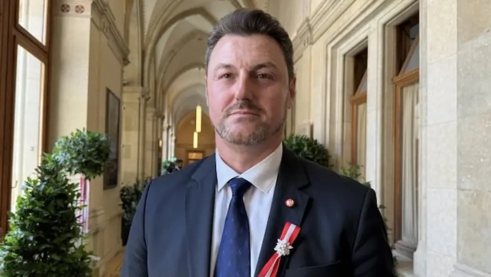 ilija tufegdzic srbin poslanik u skupstini beca