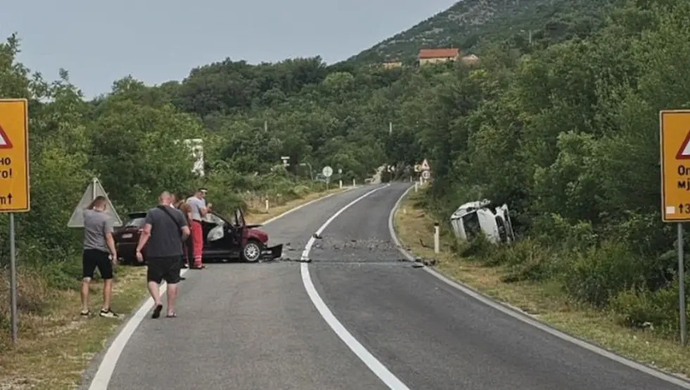 Detalji teške nesreće u Trebinju: Četiri osobe na hirurgiji, jednoj polomljen kuk