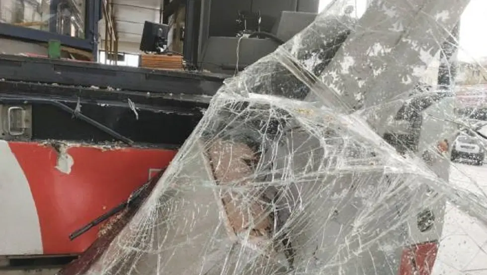Horor u Rusiji: Autobus pao sa litice, najmanje 14 mrtvih