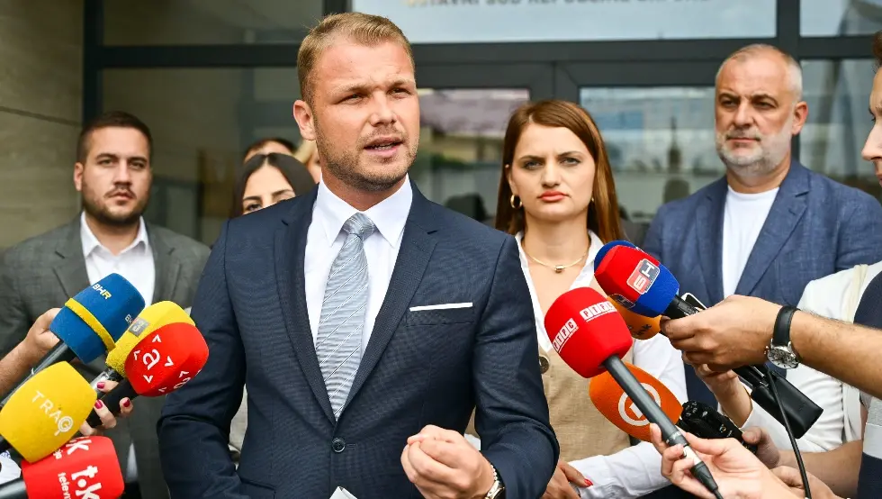Stanivuković: SNSD od nas traži da poštujemo odluke koje oni nisu ni usvojili