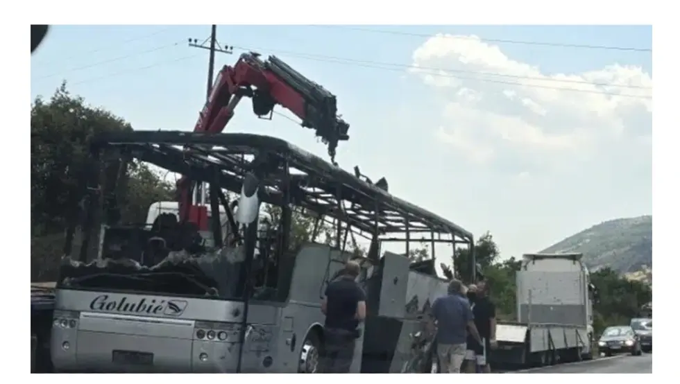 Zapalio se autobus iz Kotor Varoša u Crnoj Gori
