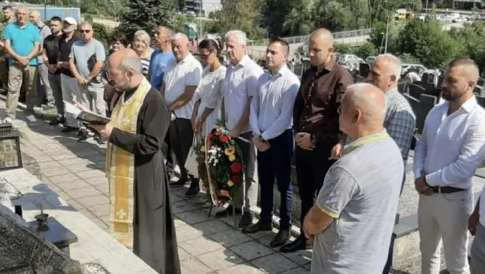 Obilježene 33 godine od stravičnog zločina nad Srbima iz Jabuke