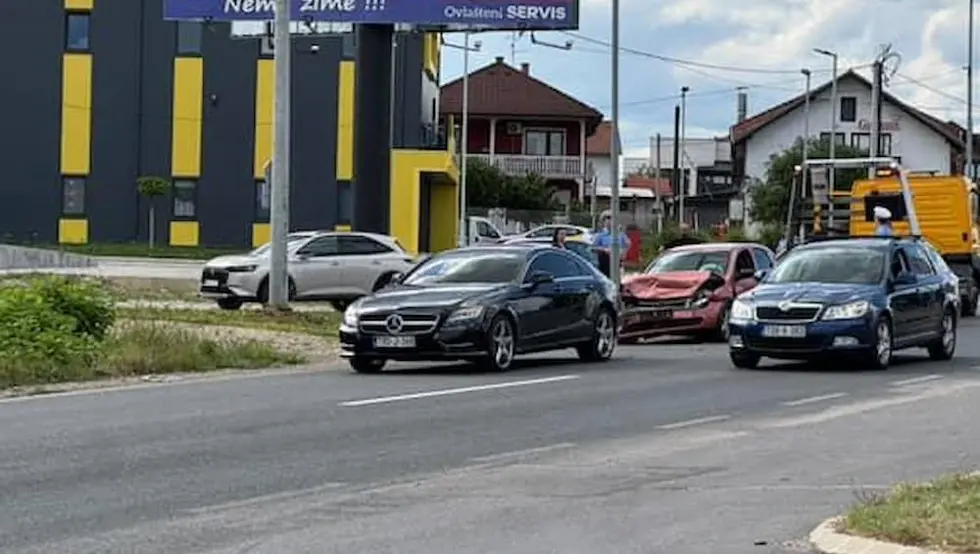 (FOTO) Još dva udesa u Banjaluci