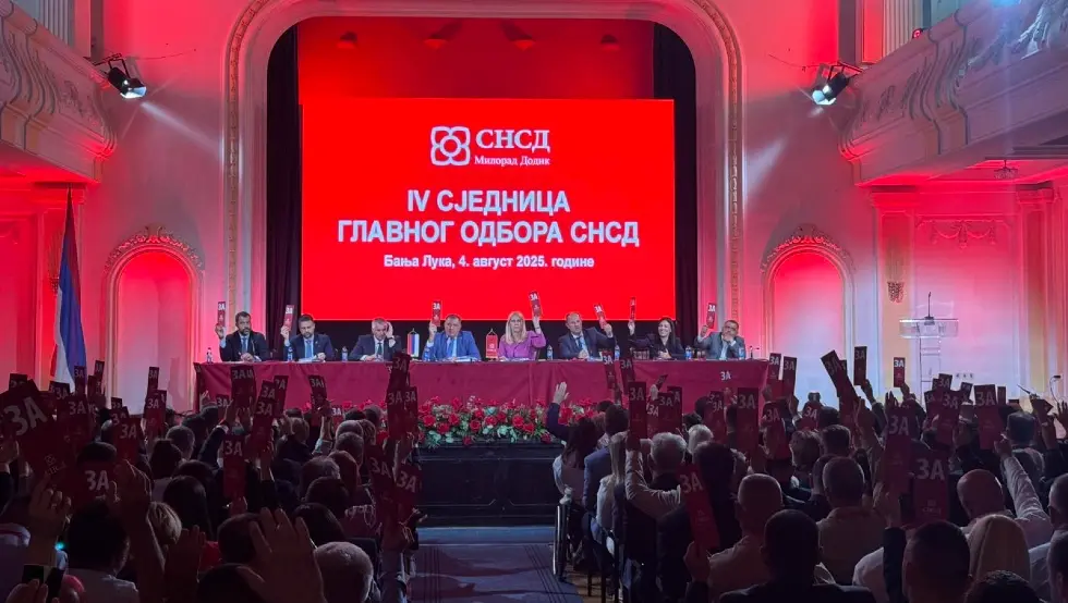 (FOTO) SNSD jednoglasno usvojio zaključke koje je prethodno predložilo Predsjedništvo