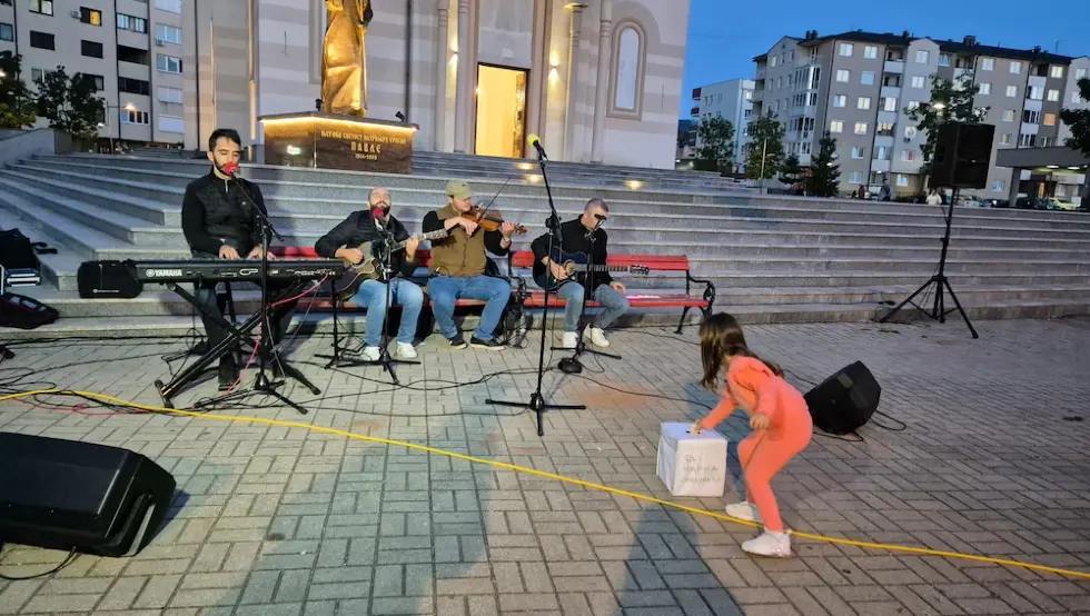 humanitarno veče uličnih svirača