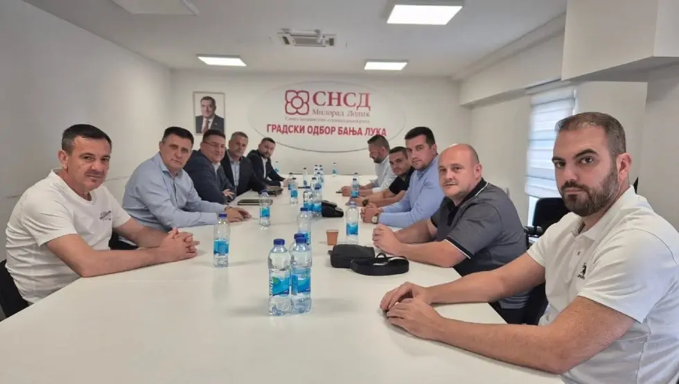 Skupština većina u Banjaluci pružila podršku Dodiku