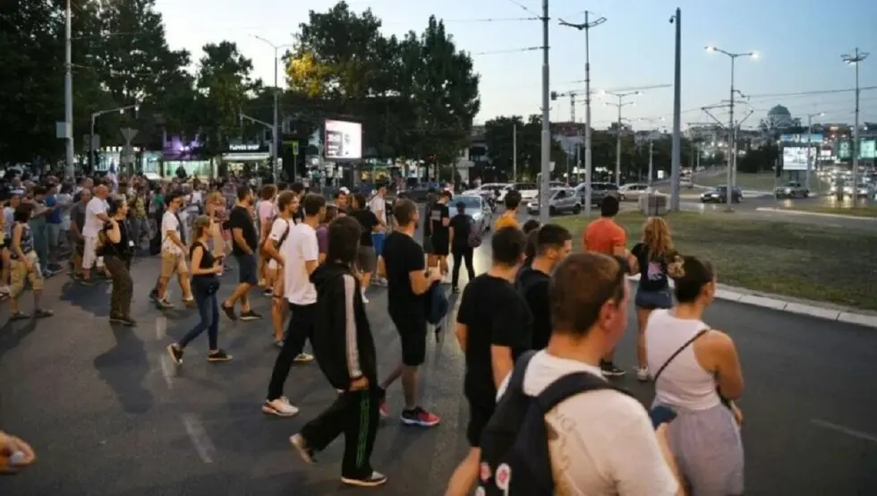 Počinju veliki protesti u Srbiji