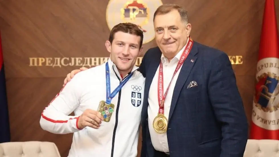 Majdov: Podrška Dodiku koji se lavovski bori za Srpsku i Srbe