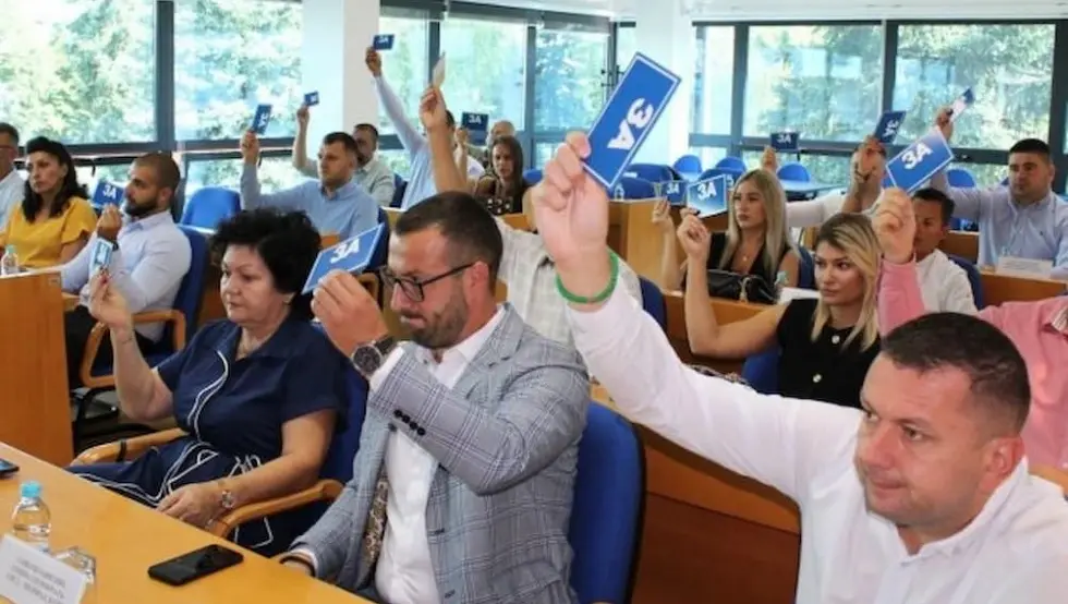 Odbornici Skupštine grada Laktaši jednoglasno odbacili presudu predsjedniku Republike Srpske