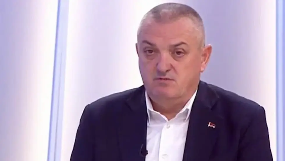 Aleksić: Srbi da stanu uz legitimnog predsjednika Srpske