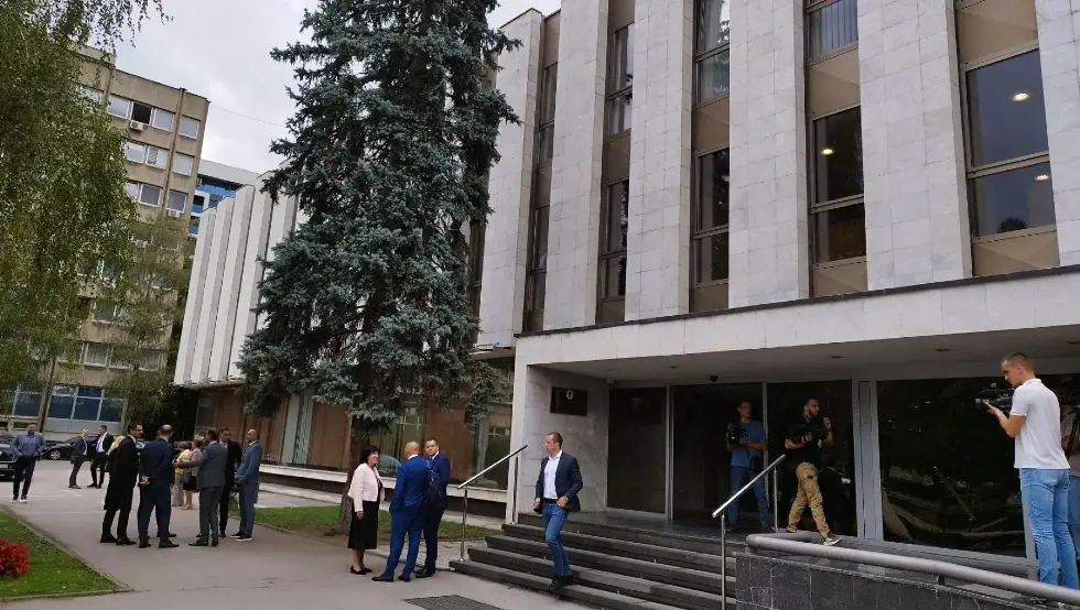 Bosančić: Dojava o bombi upućena sa mobilnog telefona, u toku pregled prostorija