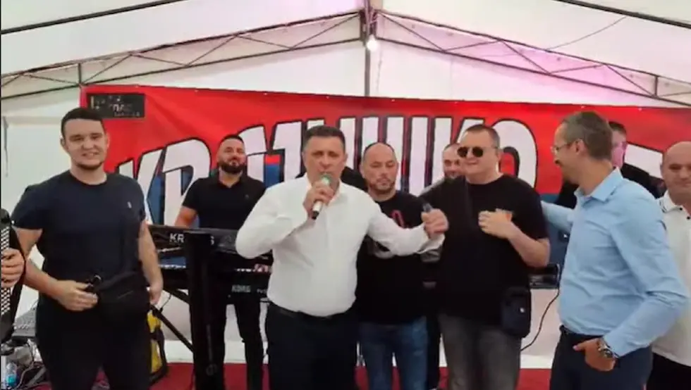(VIDEO) Đajić u Ribniku: Veličanstveni koncert održan u čast predsjednika Dodika