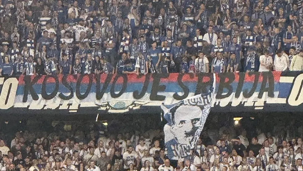 UEFA kaznila Leh zbog transparenta "Kosovo je Srbija"