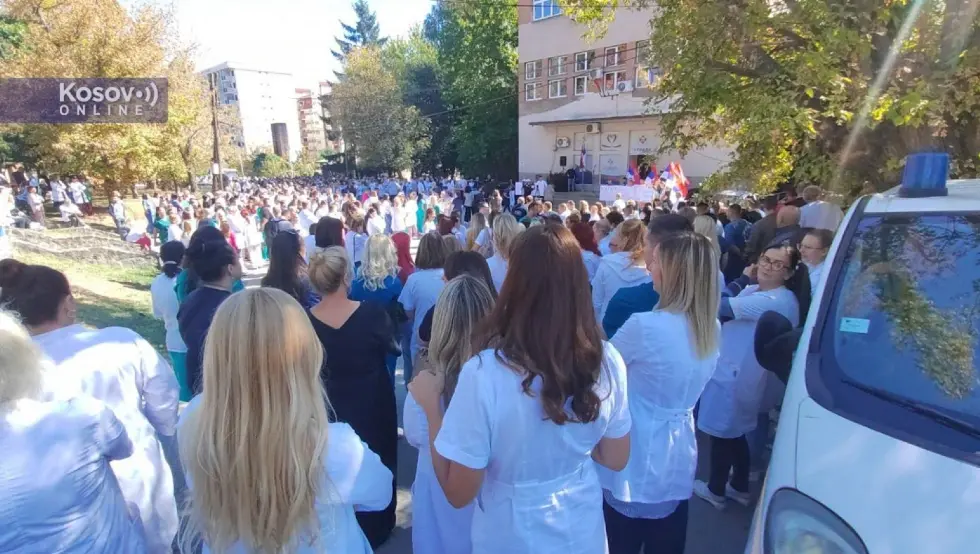 Zdravstveni radnici protestovali zbog upada Kosovske policije