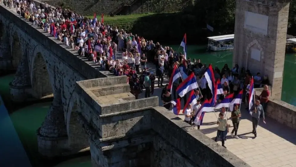 Dan srpskog jedinstva obilježen na mostu Mehmed-paše Sokolovića