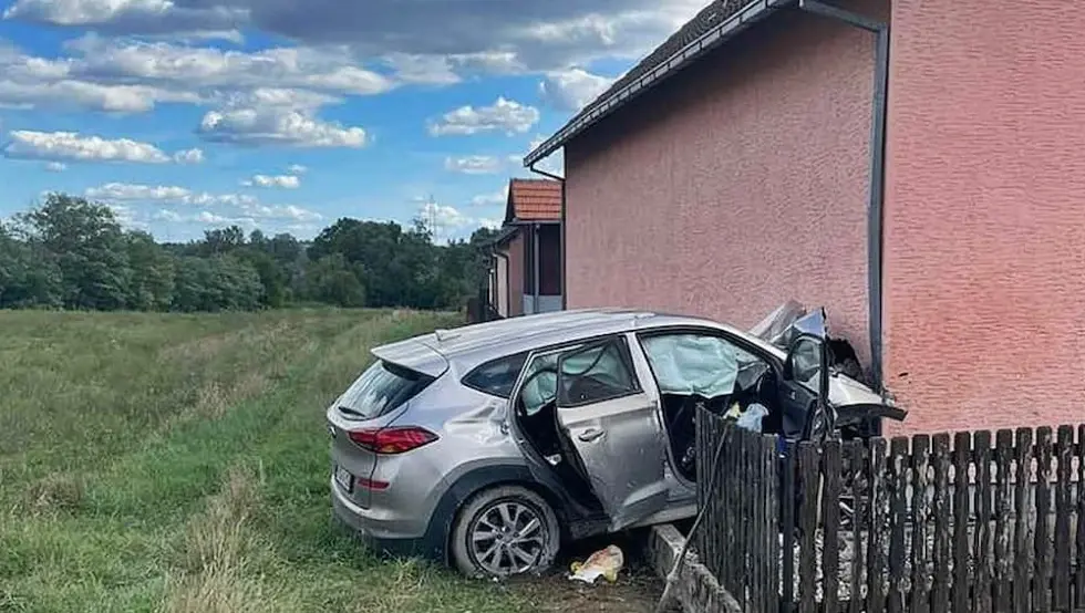 Još jedna tragedija na putevima u Srpskoj: Poginuo vozač kod Bijeljine