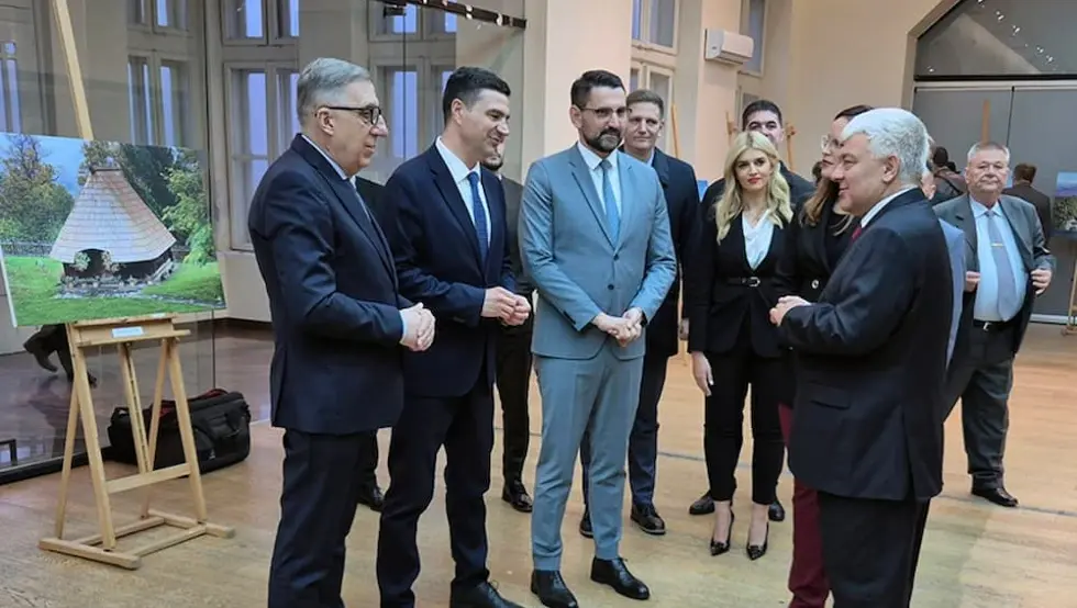 Niš izložba "Crkve brvnare Republike Srpske"