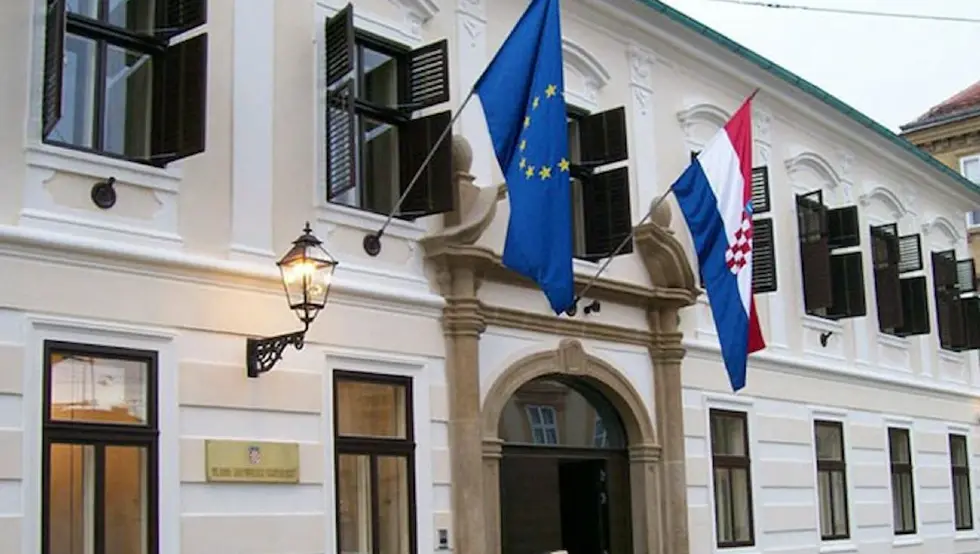Hrvatska priprema ozbiljnije podsticaje za povratak Hrvata u BiH