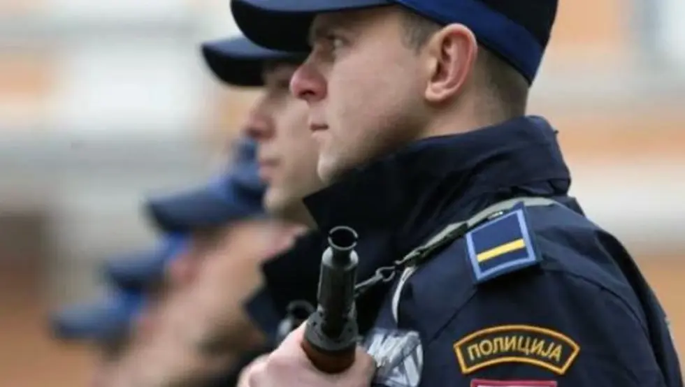 Policija
