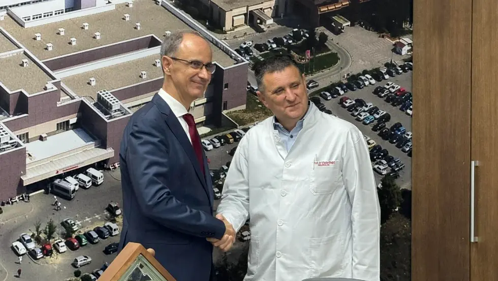 (FOTO) Macut u posjeti UKC RS: O čemu je razgovarao sa Đajićem