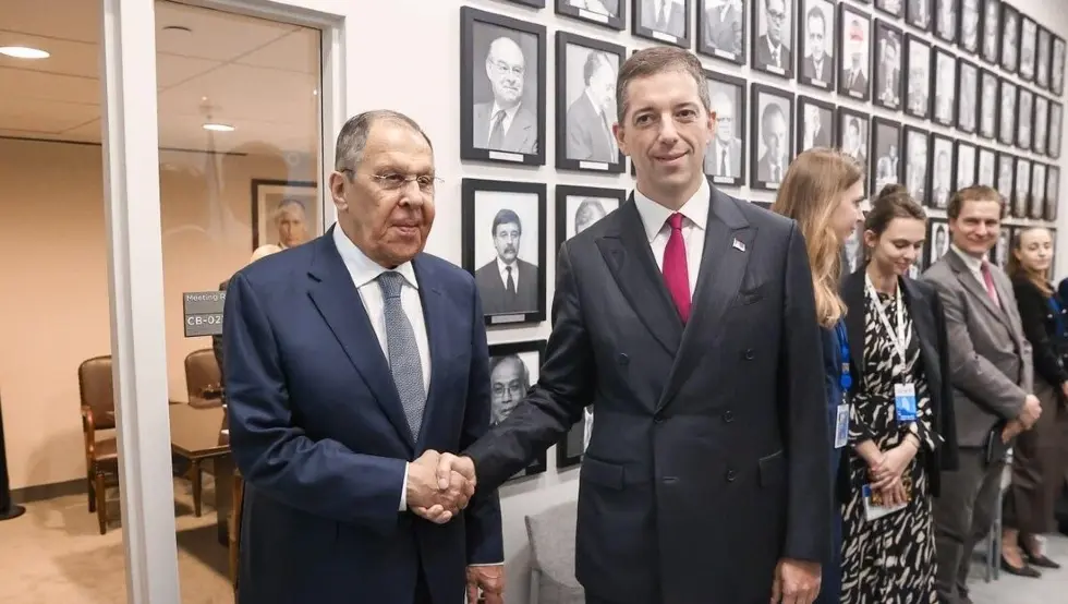 Lavrov-Đurić: Puna podrška teritorijalnom integritetu Srbije i poštovanju Dejtona