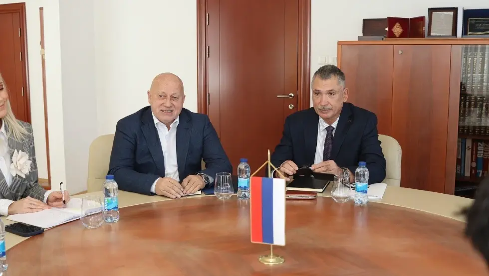 Каран састанак