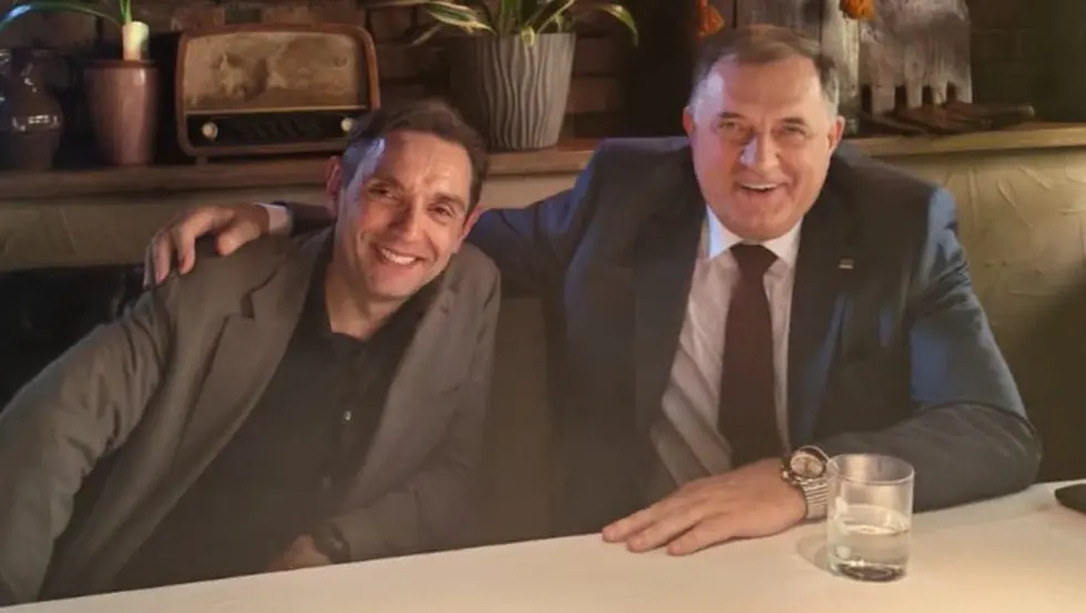 Додик и Вулин