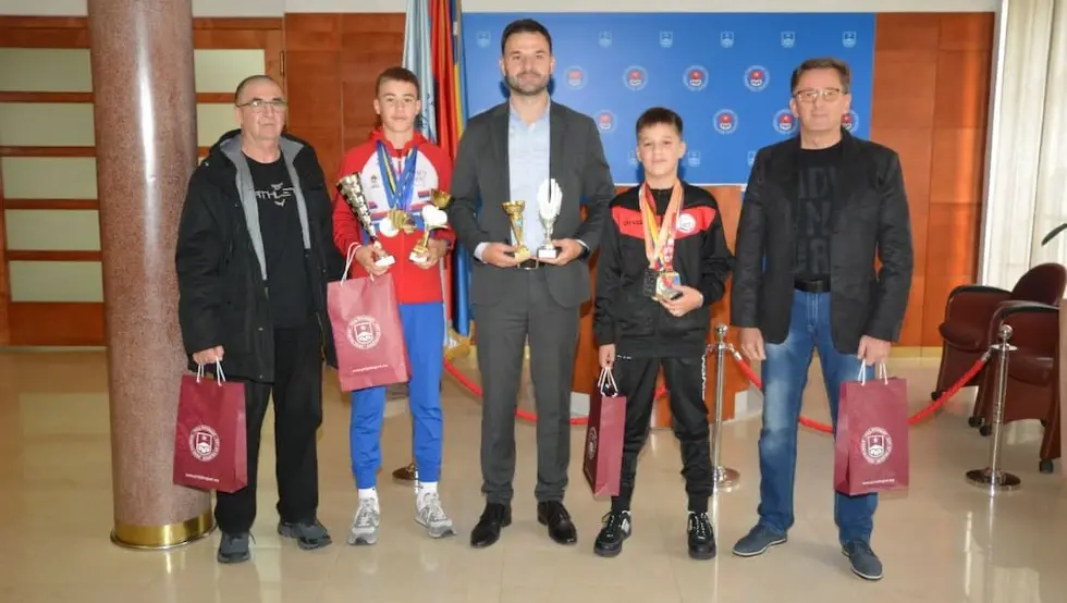 Prijedor: Prijemi u Gradskoj upravi za mališane povodom „Nedjelje djeteta