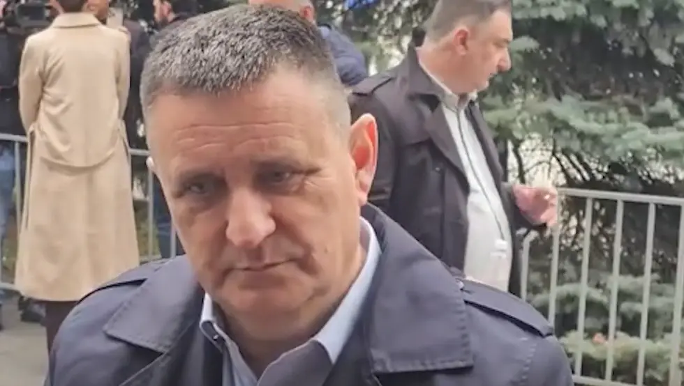 Đajić emotivan na komemoraciji Bešliću: Pjevao je isto za pet i za dvadeset hiljada ljudi, bio je ljudina