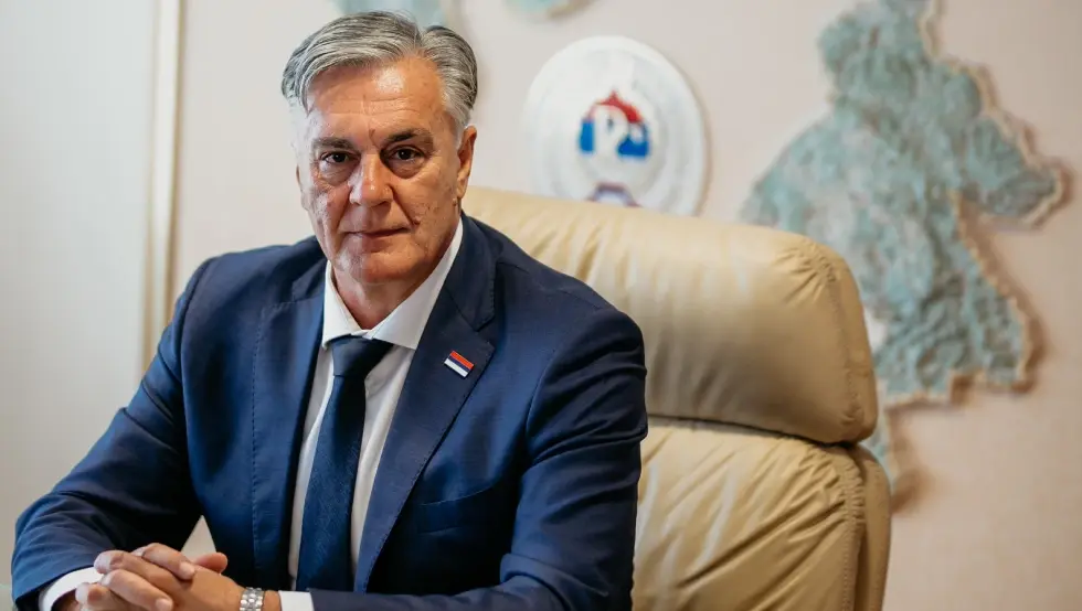 Синиша Каран