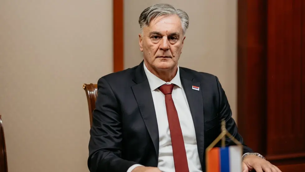 Синиша Каран