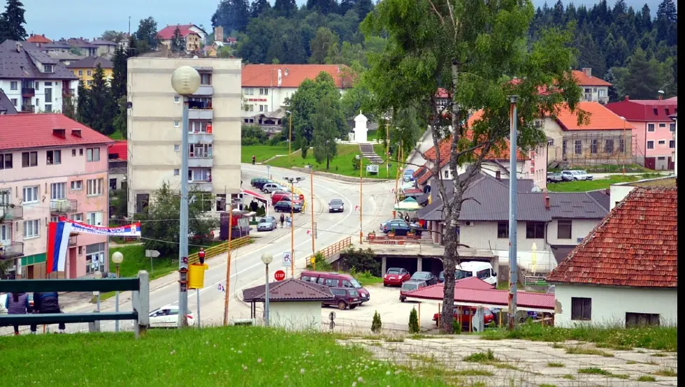 Влада поклонила Хан Пијеску 48 хектара земљишта