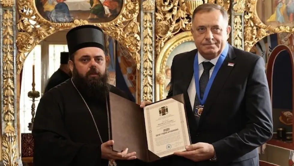 Додик: Уручено признање - признање Српској и тешкој борби коју води