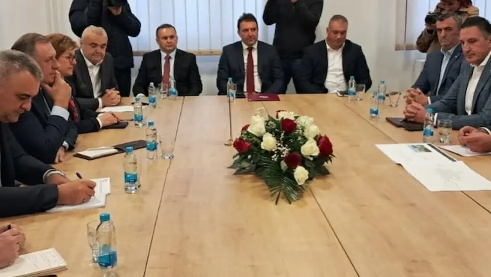 Dodik Han Pijesak