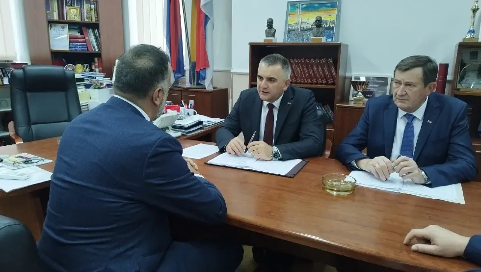Минић у Дервенти