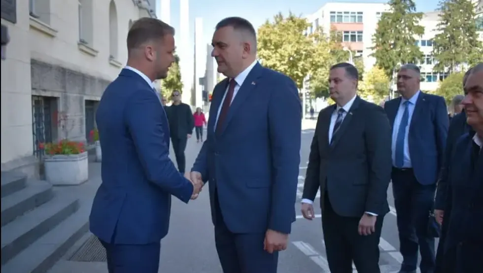 Sastali se Minić i Stanivuković