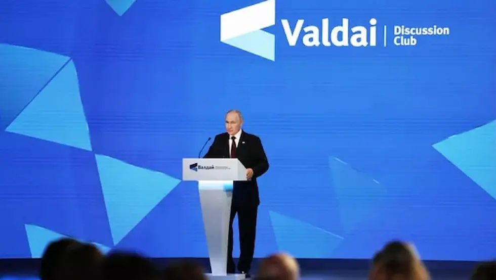 (UŽIVO) Obraćanje Putina na "Valdaju" u Sočiju