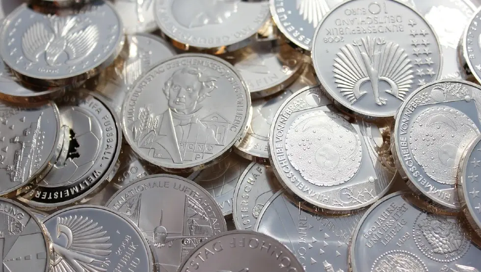Kopao crve i našao riznicu sa 20.000 srebrnjaka