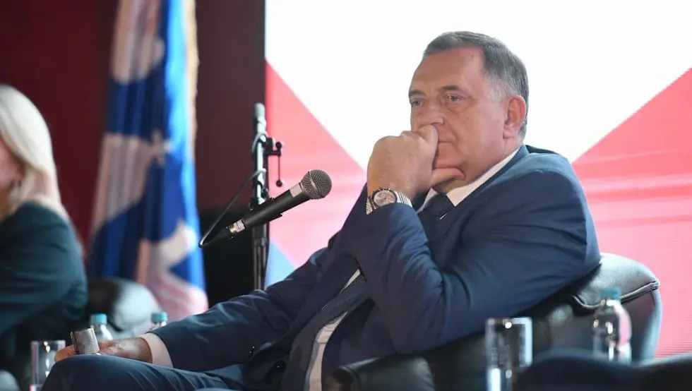 Милорад Додик