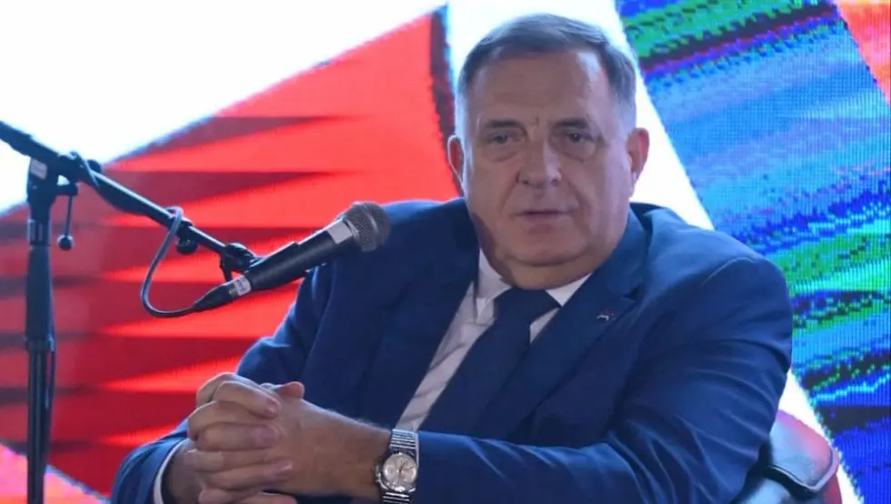 Милорад Додик