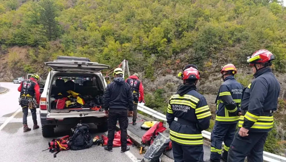 Vozilo sletjelo u kanjon Rzava kod Višegrada, u toku potraga